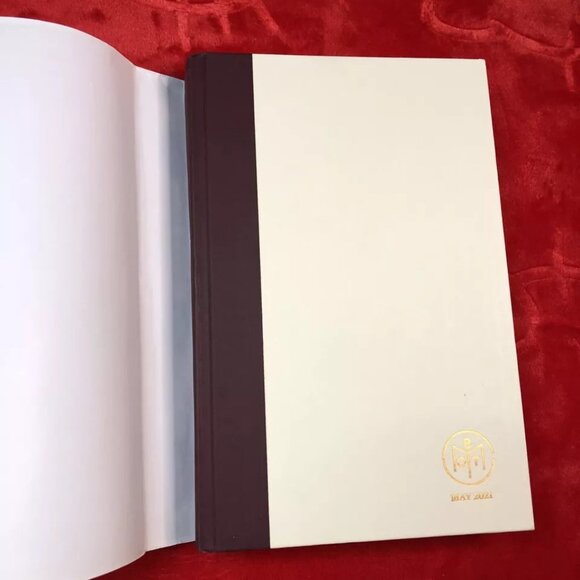 Impostor Syndrome Kathy Wang Book of The Month Hardcover 2021 ACCEPTABLE - Picture 5 of 12